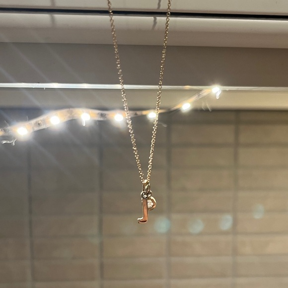 BNWT 14k Solid Yellow Gold Initial J Necklace with Lab Grown Diamond - Picture 16 of 16